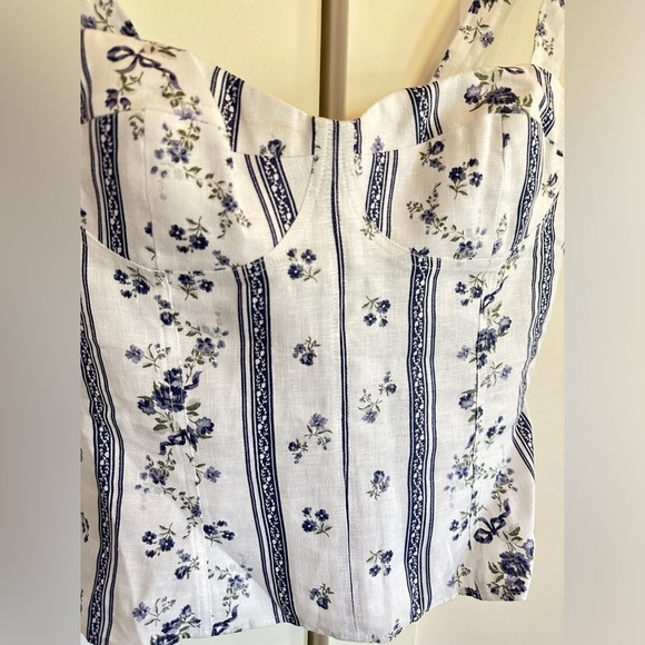 NEW Reformation Linen Libra Top in Roquefort Blue White Floral | size 4 - Picture 6 of 10